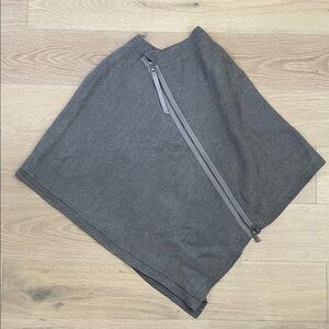 lululemon one size on the go poncho 100% merino wool